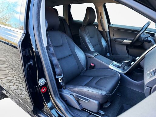 Volvo XC60 D4 AWD AUT (162kW) POLESTAR