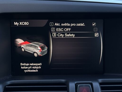 Volvo XC60 D4 AWD AUT (162kW) POLESTAR