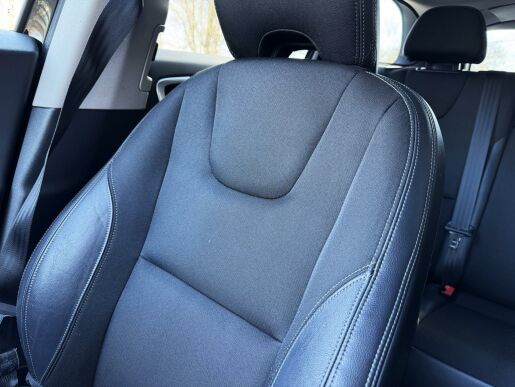 Volvo XC60 D4 AWD AUT (162kW) POLESTAR