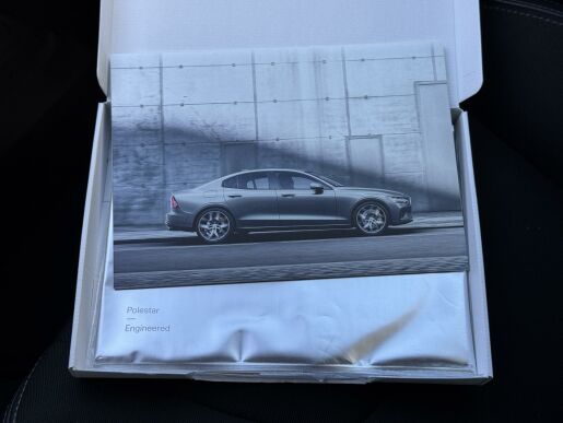 Volvo XC60 D4 AWD AUT (162kW) POLESTAR
