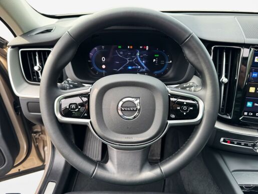 Volvo XC60 T6 AWD RECHARGE PLUS DARK
