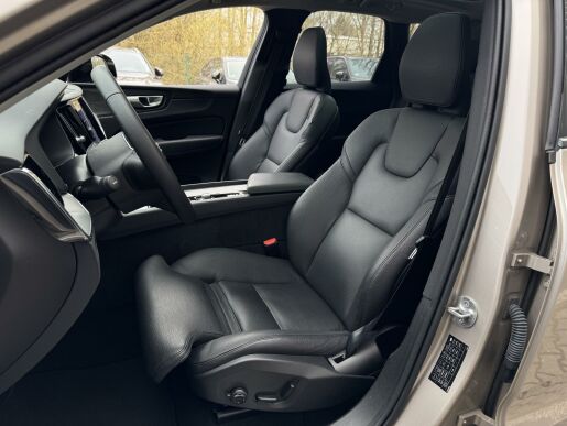 Volvo XC60 T6 AWD RECHARGE PLUS DARK
