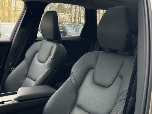 Volvo XC60 T6 AWD RECHARGE PLUS DARK
