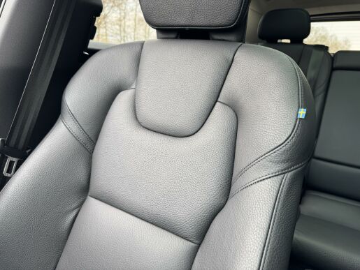 Volvo XC60 T6 AWD RECHARGE PLUS DARK