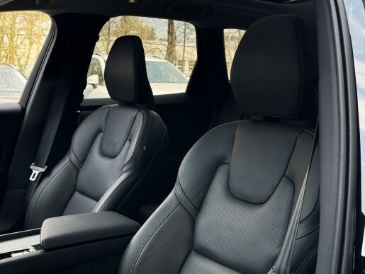 Volvo XC60 T8 AWD ULTRA DARK B&W +KOLA