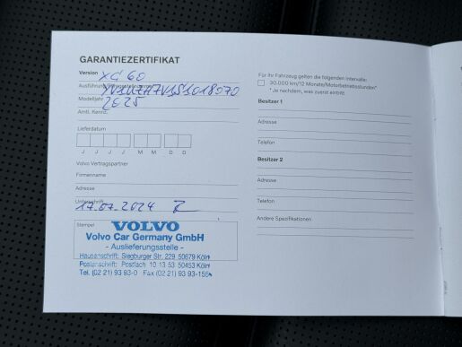 Volvo XC60 T8 AWD ULTRA DARK B&W +KOLA
