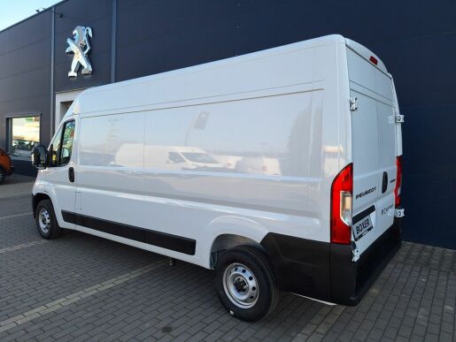 Peugeot Boxer Furgon 3500 L3H2 BlHDi 180k M