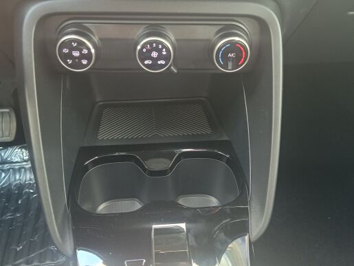 Citroën ë-C3 PLUS Electric 113k Automatic (Baterie 44 kWh)