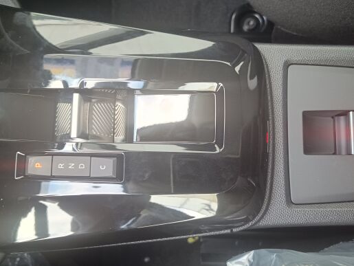 Citroën ë-C3 PLUS Electric 113k Automatic (Baterie 44 kWh)