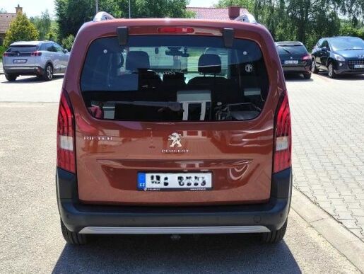 Peugeot Rifter ALLURE 1.5 BlueHDi 130 MAN6