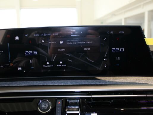 Peugeot 5008 GT Hybrid 136 e-DCS6