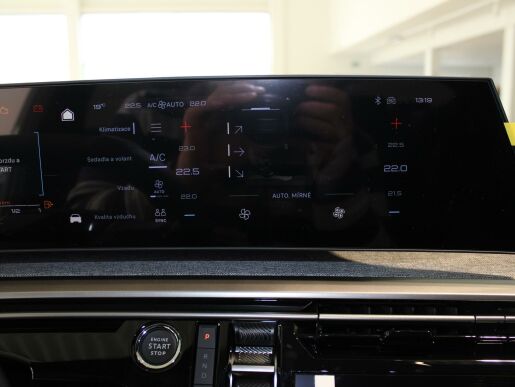Peugeot 5008 GT Hybrid 136 e-DCS6