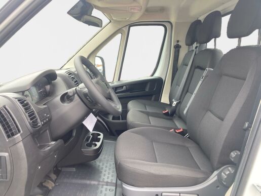 Peugeot Boxer Valník kabina 4350 L4 180k