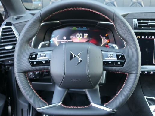DS Automobiles DS7 EDITION FRANCE 1.5 BlueHDi 1