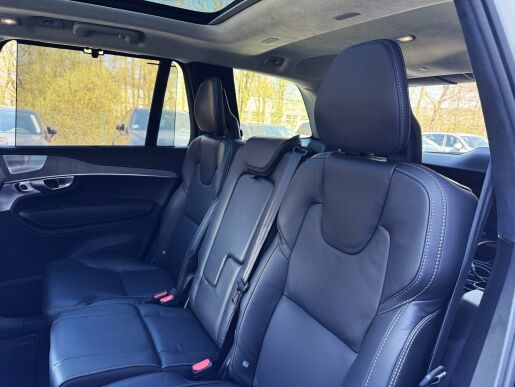 Volvo XC90 T8 AWD ULTIMATE DARK B&W 1.MAJ