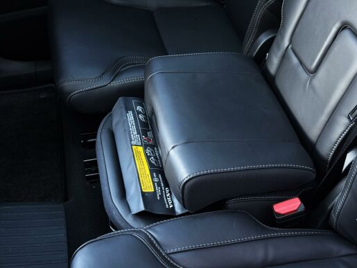 Volvo XC90 T8 AWD ULTIMATE DARK B&W 1.MAJ