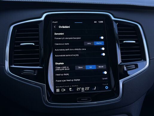 Volvo XC90 T8 AWD ULTIMATE DARK B&W 1.MAJ