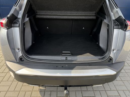 Peugeot 2008 GT LINE 130k, Navigace, Tažné