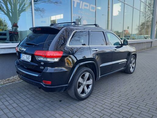Jeep Grand Cherokee 3,0 CRD Overland,ČR,1.maj.DPH