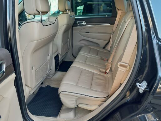 Jeep Grand Cherokee 3,0 CRD Overland,ČR,1.maj.DPH