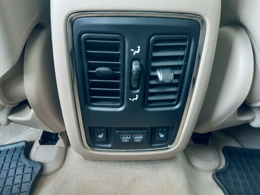 Jeep Grand Cherokee 3,0 CRD Overland,ČR,1.maj.DPH