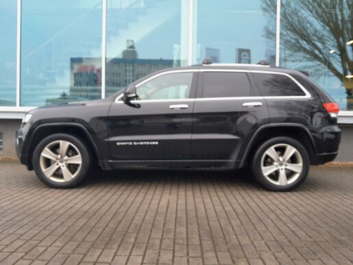 Jeep Grand Cherokee 3,0 CRD Overland,ČR,1.maj.DPH