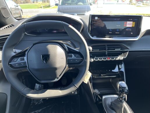 Peugeot 2008 ALLURE PureTech 100 S&S MAN6