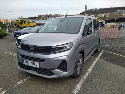 Opel Combo ELEGANCE PLUS L2 1.5BlueHDi 130k AUT8 TAŽNÉ/NAVIGACE
