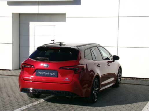 Toyota Corolla TS GR SPORT DYNAMIC 1,8 HEV