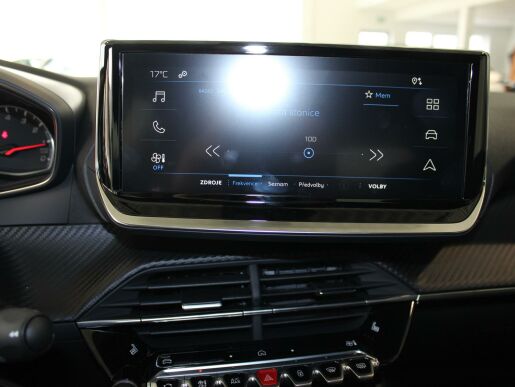 Peugeot 2008 STYLE PureTech 100 S&S MAN6