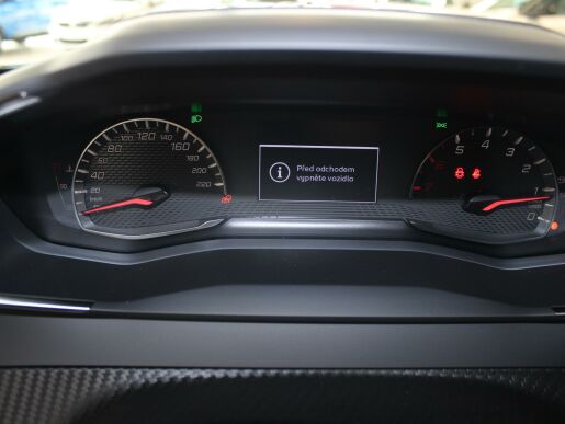 Peugeot 2008 STYLE PureTech 100 S&S MAN6
