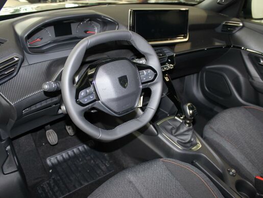 Peugeot 2008 STYLE PureTech 100 S&S MAN6