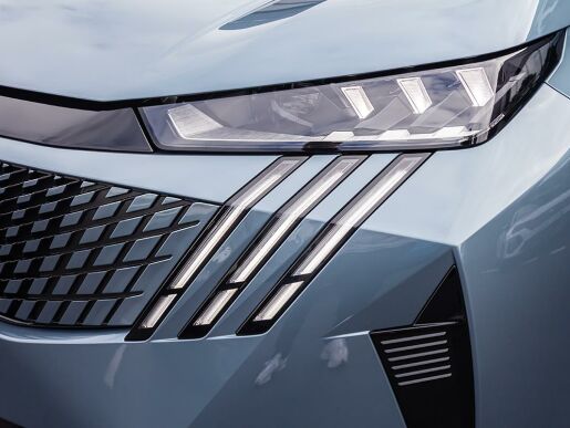 Peugeot 5008 0,0 E- GT Elektromotor 157 kW