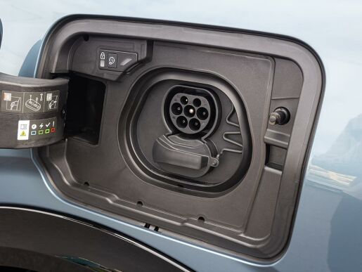 Peugeot 5008 0,0 E- GT Elektromotor 157 kW