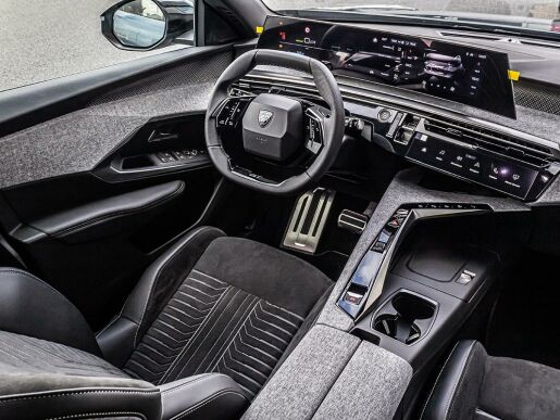 Peugeot 5008 0,0 E- GT Elektromotor 157 kW