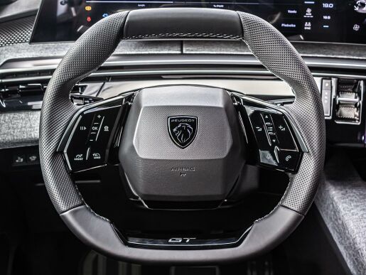 Peugeot 5008 0,0 E- GT Elektromotor 157 kW