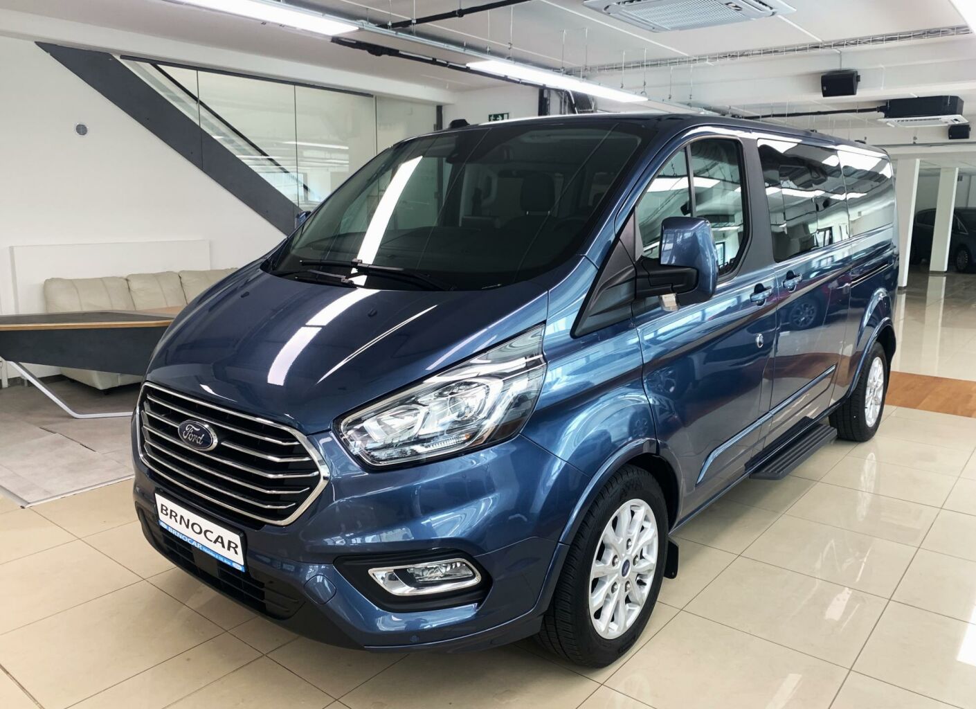 Foto vozidla Ford Tourneo Custom 2