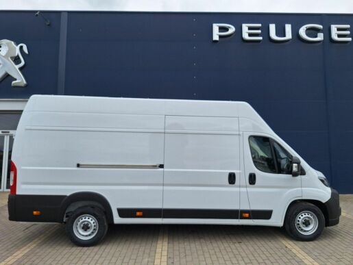 Peugeot Boxer Fur 4350 L4H3 BlHDi 180k M6