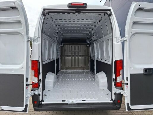 Peugeot Boxer Fur 4350 L4H3 BlHDi 180k M6