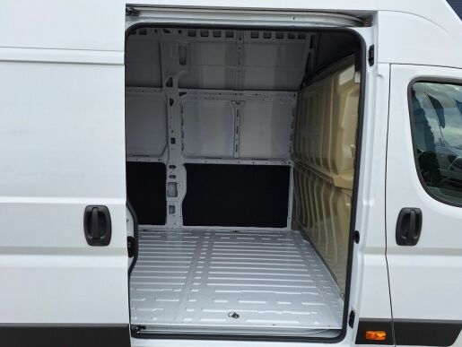 Peugeot Boxer Fur 4350 L4H3 BlHDi 180k M6