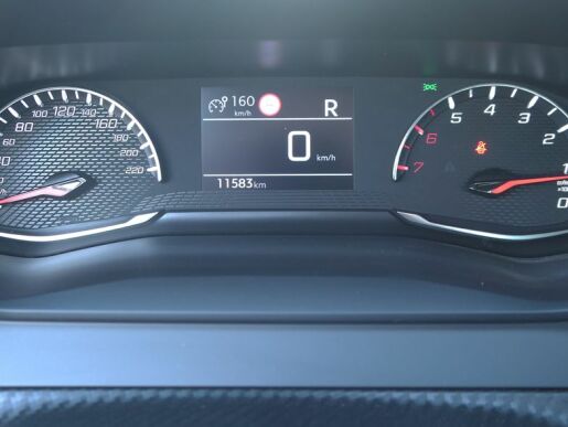 Peugeot 208 ALLURE 1.2PT 100 EAT8