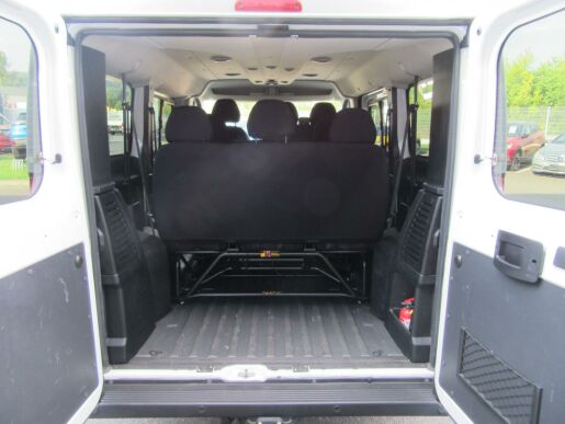 Peugeot Boxer Combi L1H1 2.2BHDi 140k MAN6