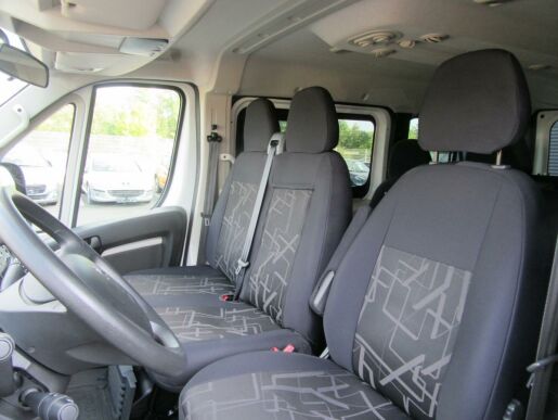 Peugeot Boxer Combi L1H1 2.2BHDi 140k MAN6