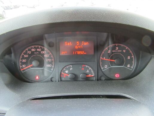 Peugeot Boxer Combi L1H1 2.2BHDi 140k MAN6