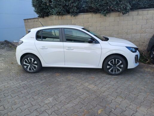 Peugeot 208 Style Elektro 100kW/136k