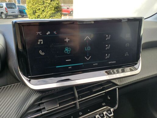 Peugeot 208 Style Elektro 100kW/136k