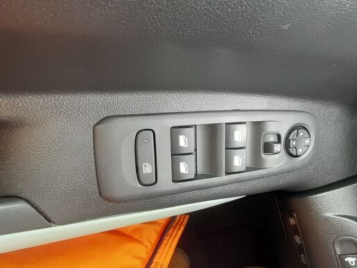 Citroën Berlingo osobní XL, 1.5 BHDi 130k EAT8, FEEL PACK, záruka do 05/2026, N1, REZERVACE
