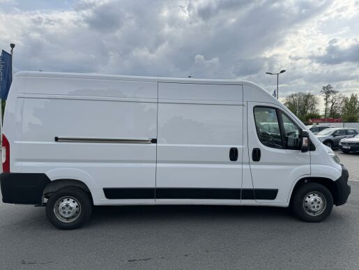Opel Movano 2.2 VAN 3500 L3H2 103 KW MT6