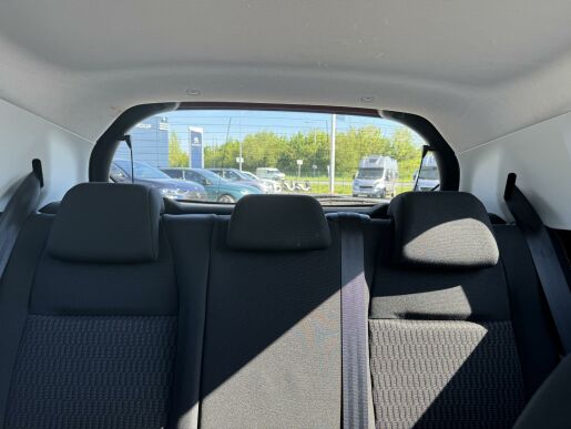 Peugeot 208 1.2 PURETECH 82K ACTIVE MAN5