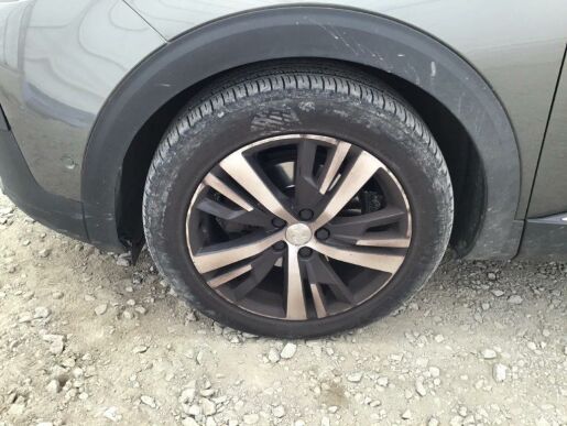 Peugeot 3008 1.6 HDI 120k ALLURE EAT8